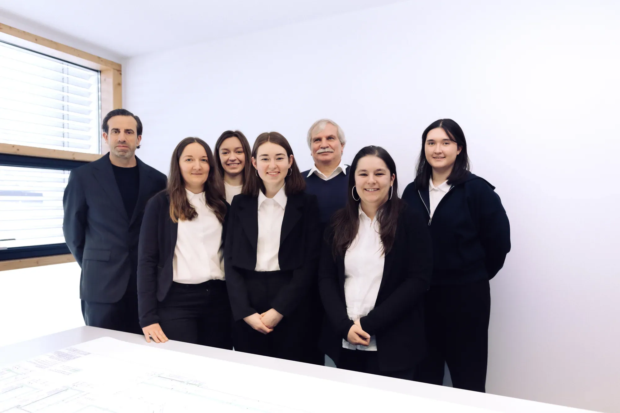 Das Team von Baustatik Keitel im Besprechungsraum