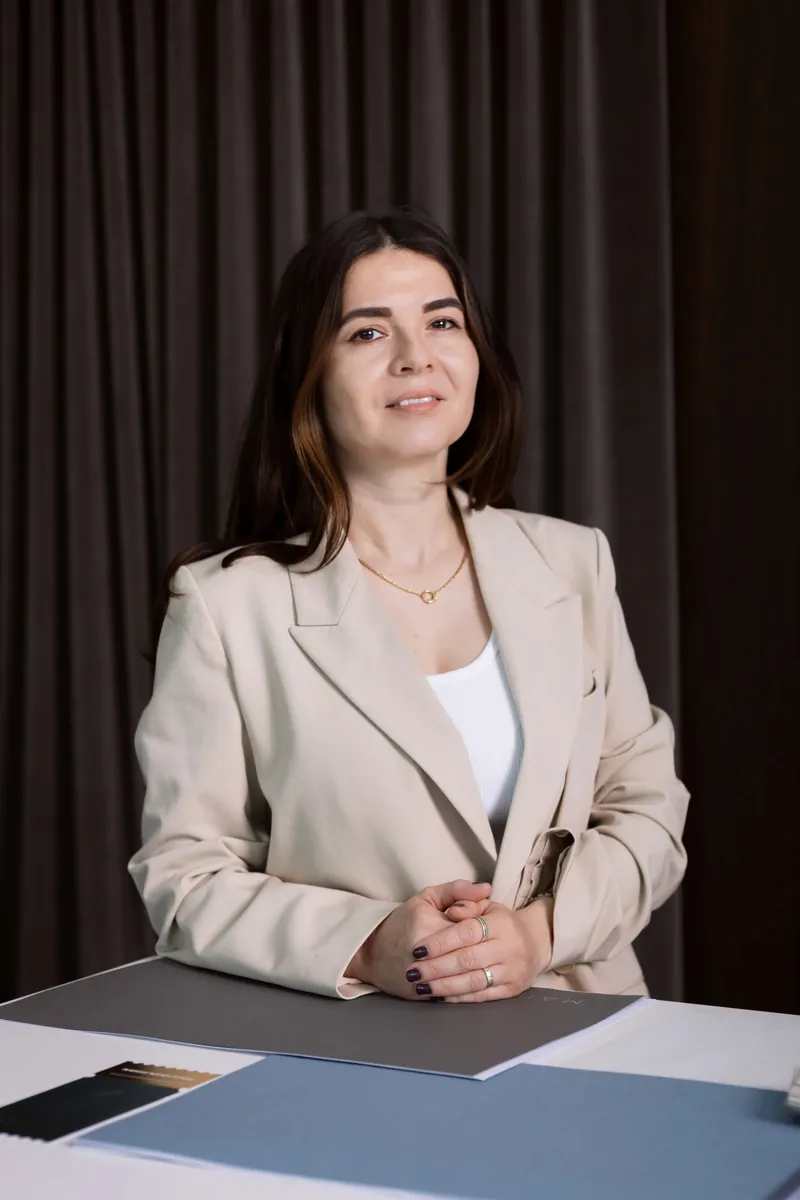 Gülcin Ölmez, zuständig für Accounting und Backoffice bei Martin&Klein, im Porträt